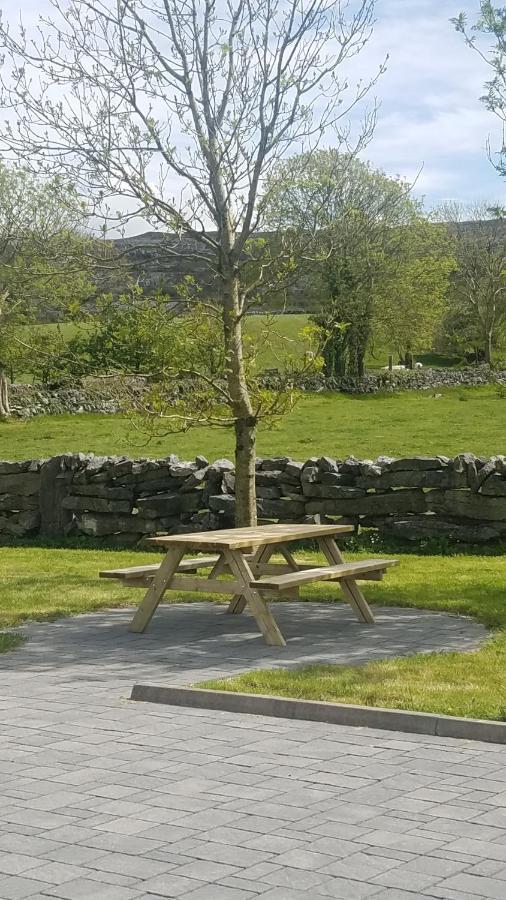 Burren Rock Farmhouse B&B Turlough  Eksteriør bilde